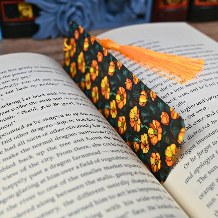 Buttercup Flower Bookmark
