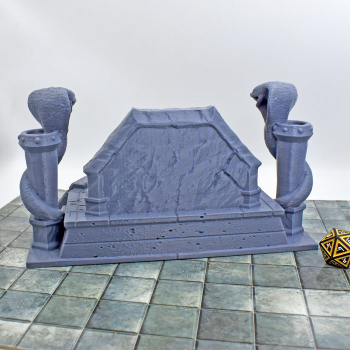 Dnd scatter terrain Snake Altar for tabletop wargaming-Scatter Terrain-EC3D- GriffonCo Shoppe