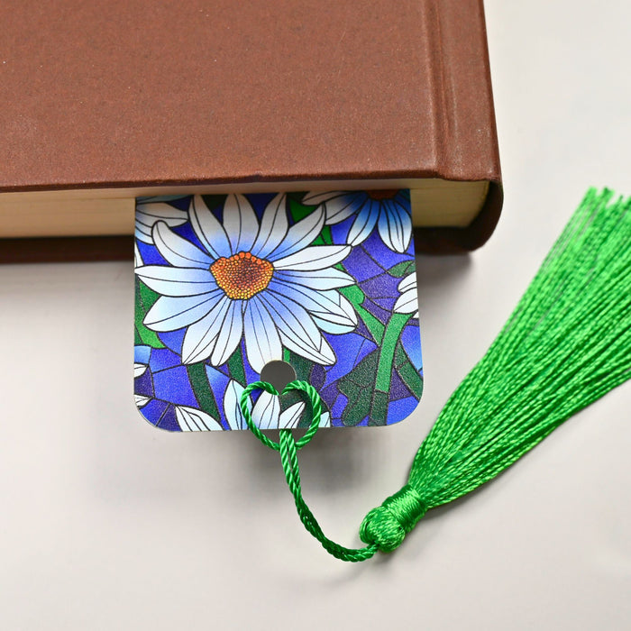 White Daisy Bookmark